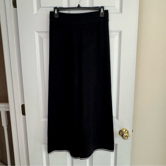 Luxurious Thick Knit High Rise Wide Leg Loungewear Sweater Pants NWT Sioni Small - Picture 2 of 5